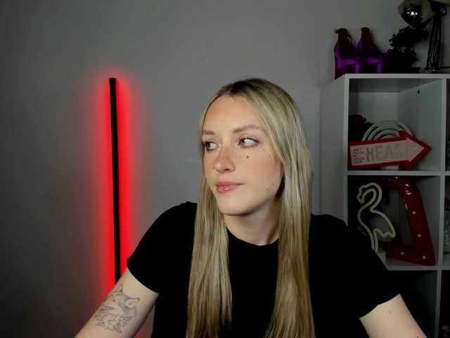 EvelynBlond