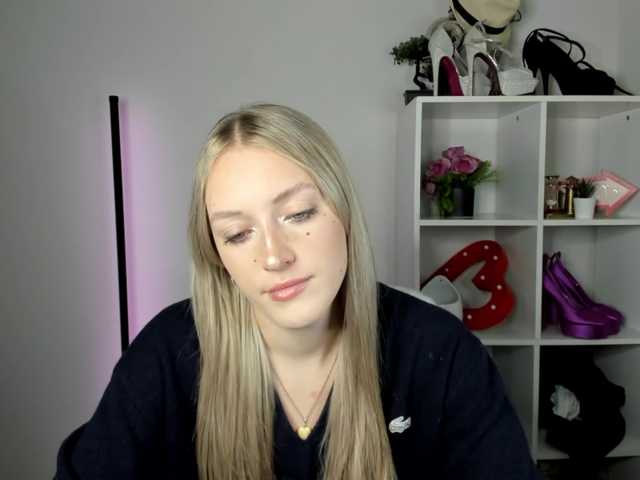 EvelynBlond