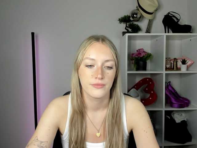 EvelynBlond