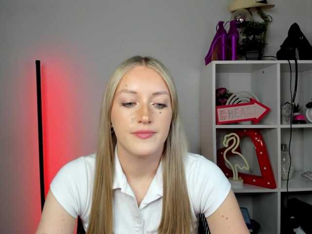 EvelynBlond