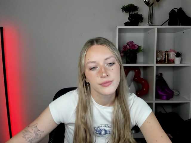EvelynBlond
