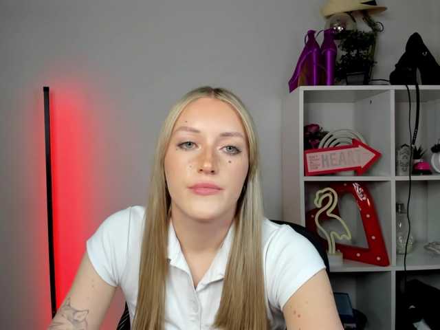 EvelynBlond