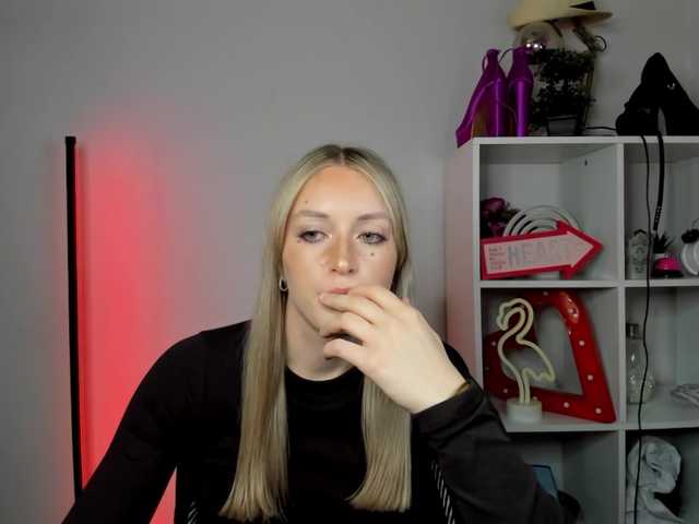 EvelynBlond