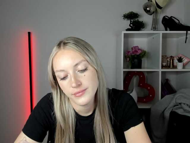 EvelynBlond