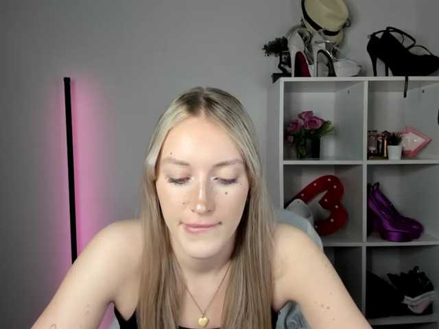 EvelynBlond