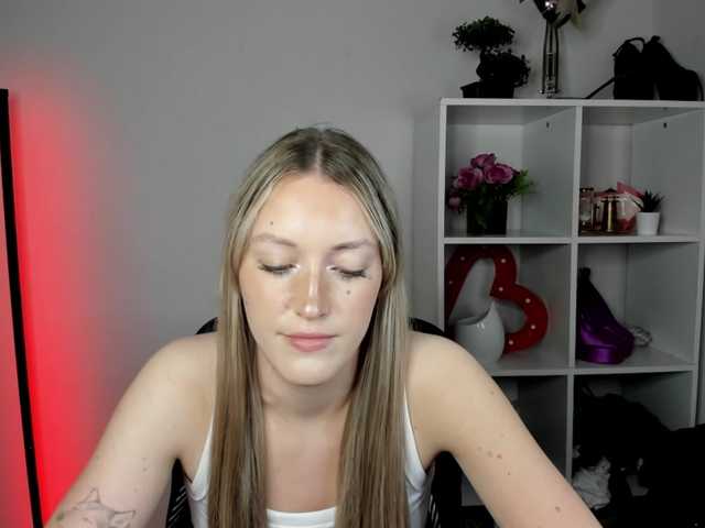 EvelynBlond