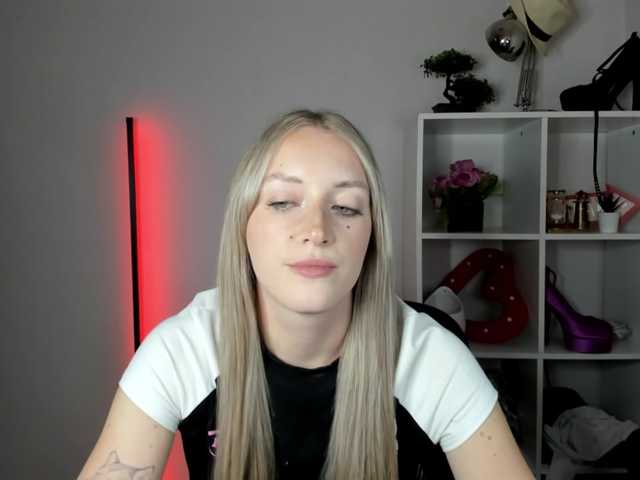 EvelynBlond