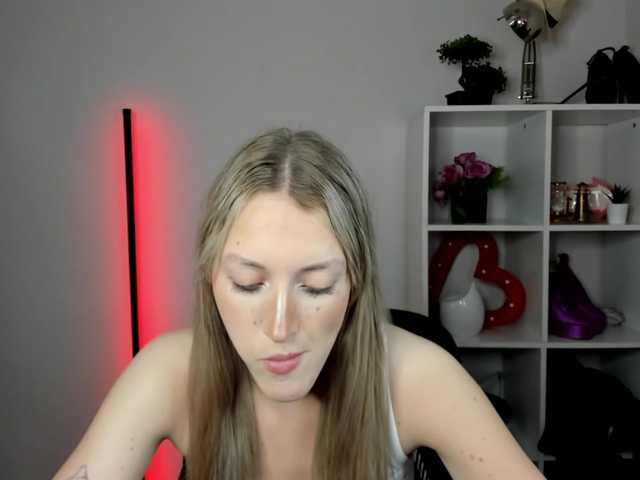 EvelynBlond
