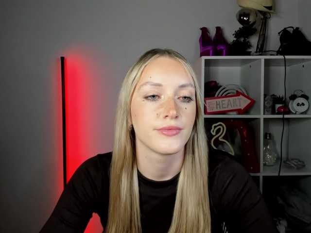 EvelynBlond