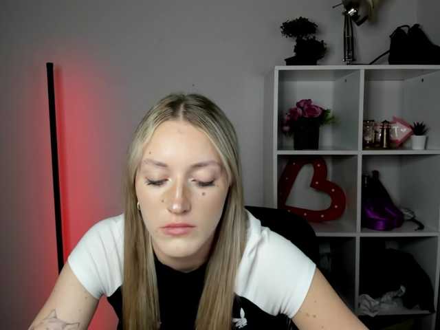 EvelynBlond