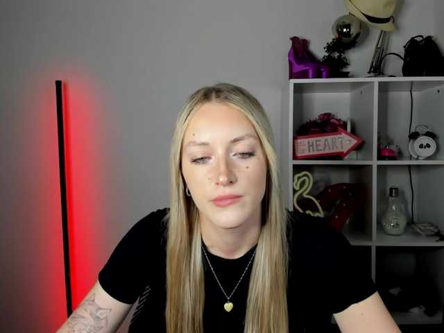 EvelynBlond