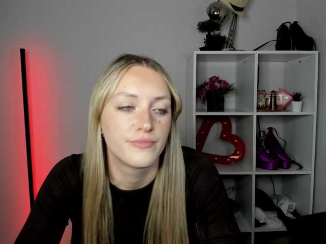 EvelynBlond