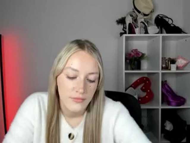 EvelynBlond
