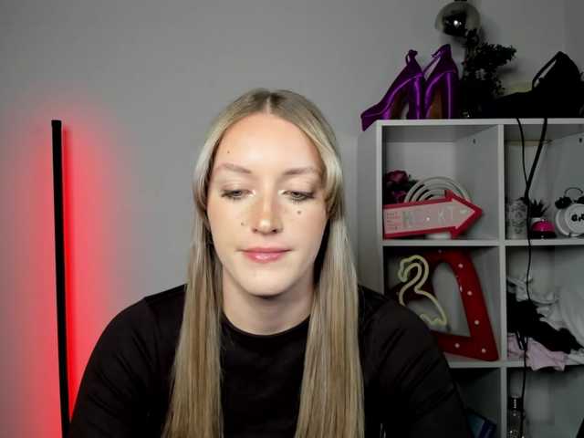 Preview of evelynblond26