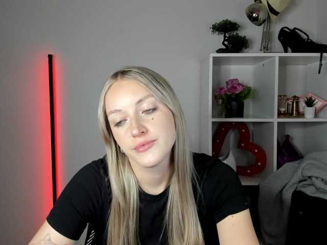 EvelynBlond