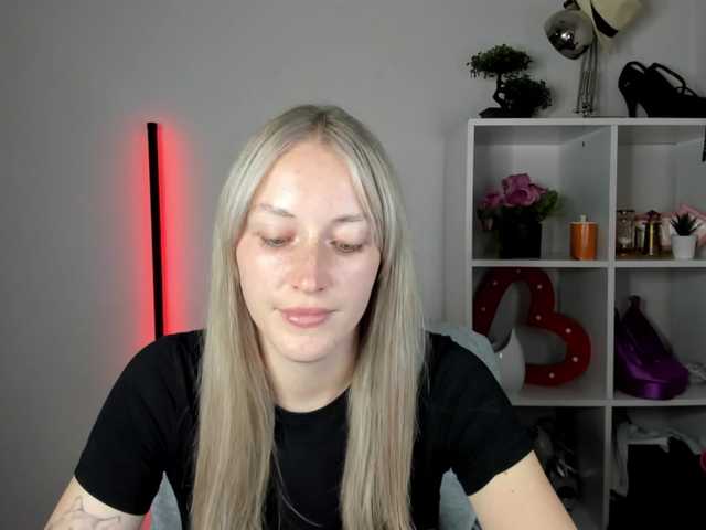EvelynBlond