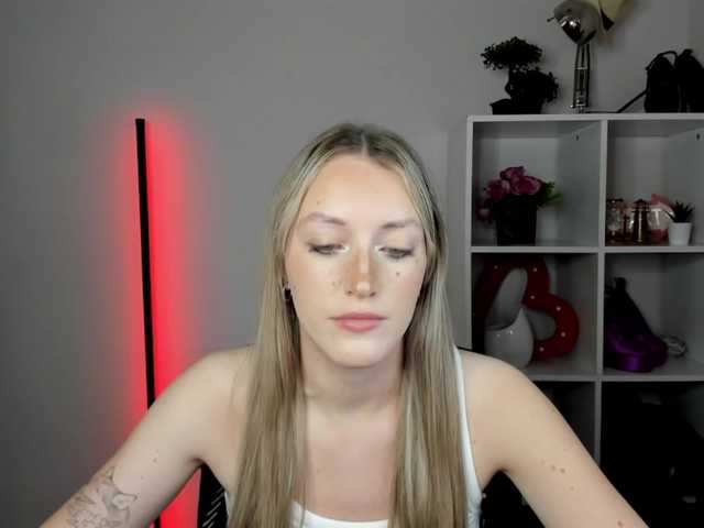 EvelynBlond