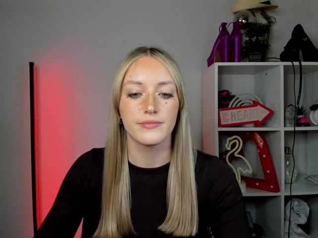 EvelynBlond