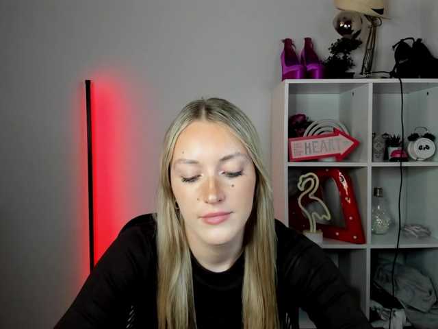 EvelynBlond