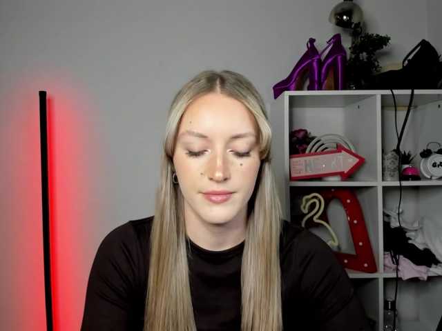 EvelynBlond