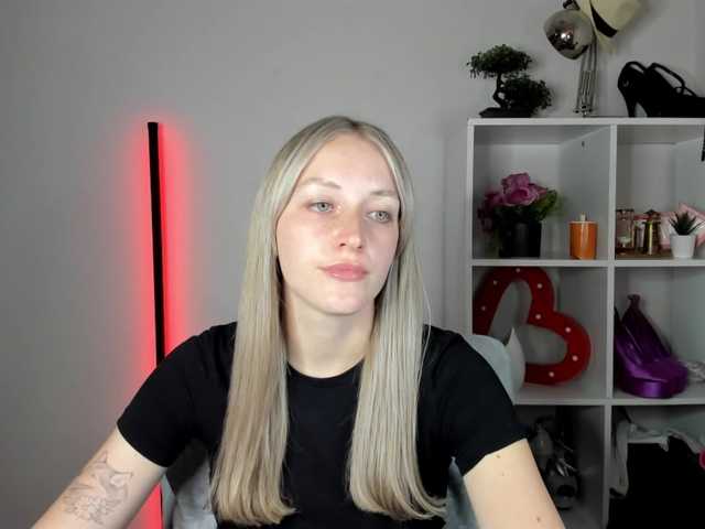 EvelynBlond
