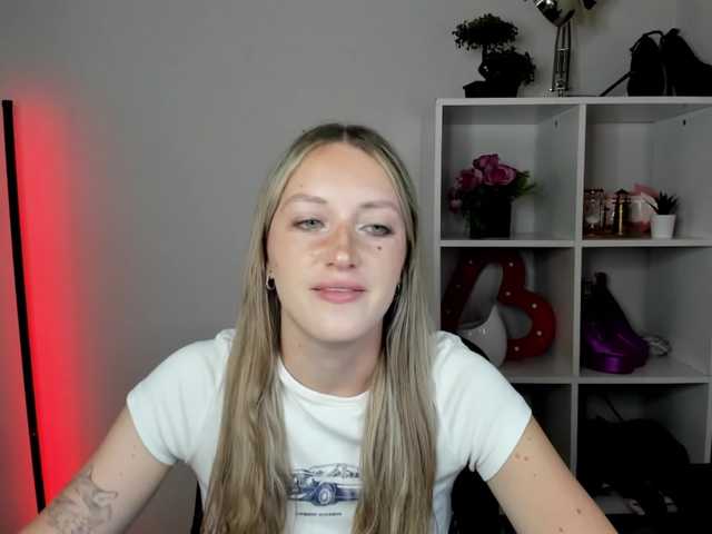 EvelynBlond