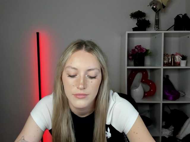 EvelynBlond