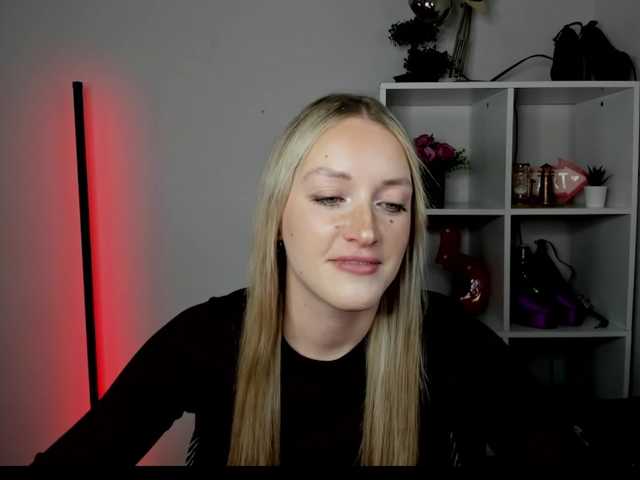 EvelynBlond
