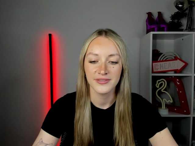 EvelynBlond