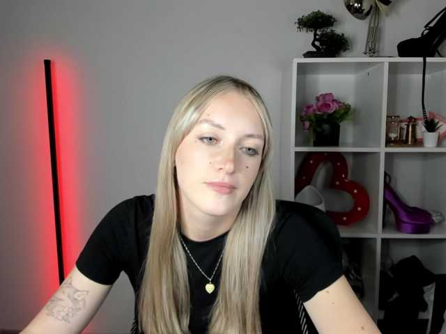 EvelynBlond