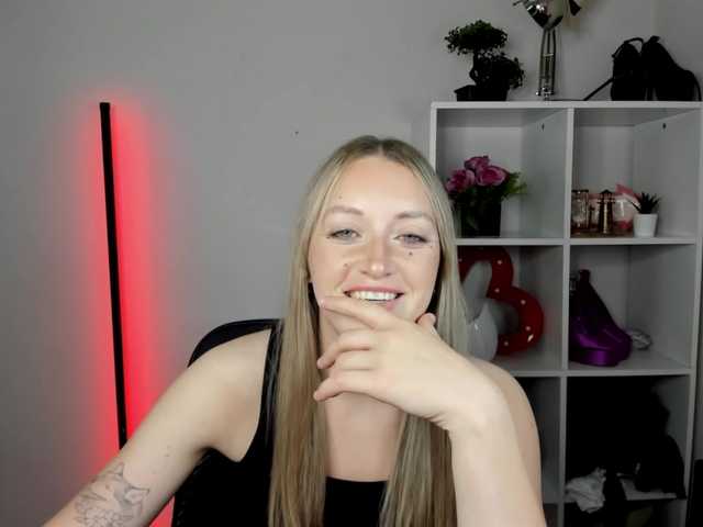 EvelynBlond