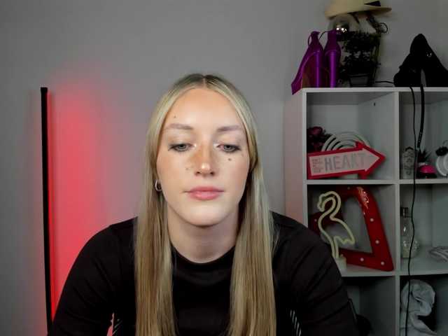EvelynBlond