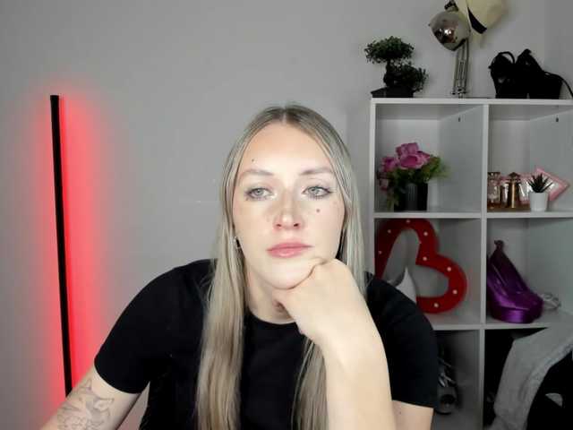 EvelynBlond