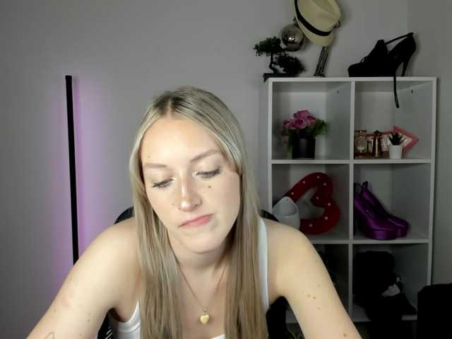 EvelynBlond