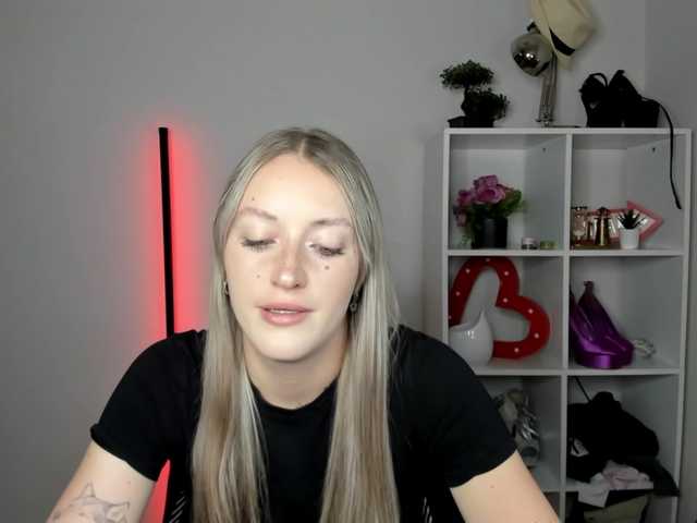 EvelynBlond
