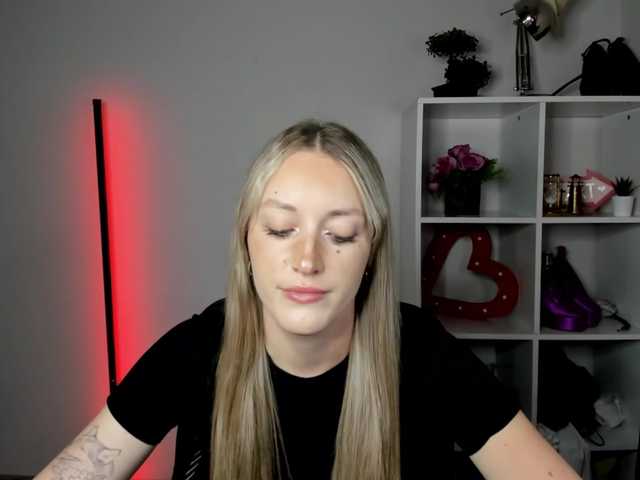 EvelynBlond