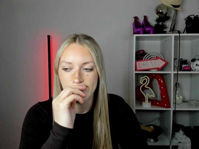 EvelynBlond