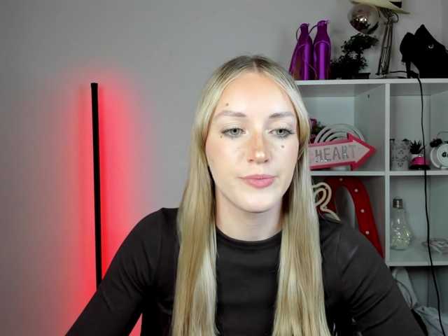 EvelynBlond