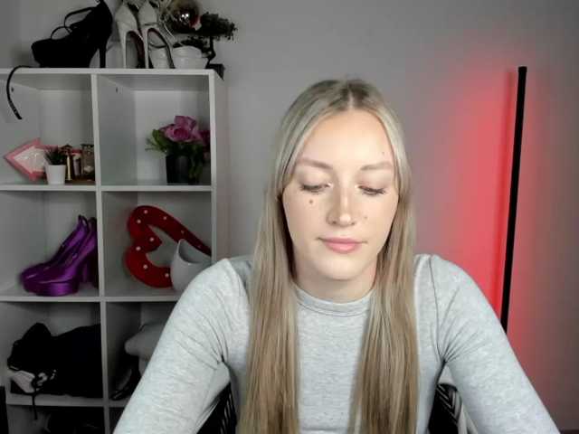 EvelynBlond