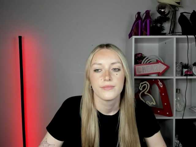 EvelynBlond