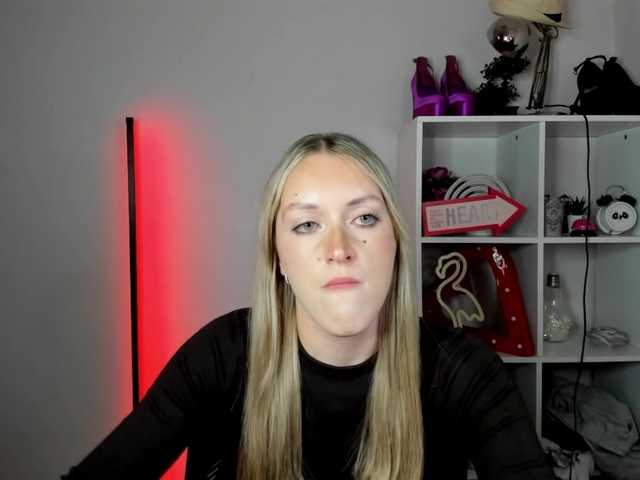 EvelynBlond