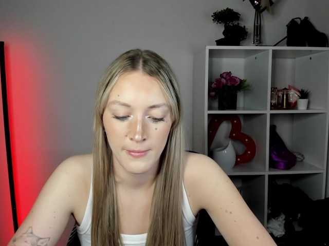 EvelynBlond