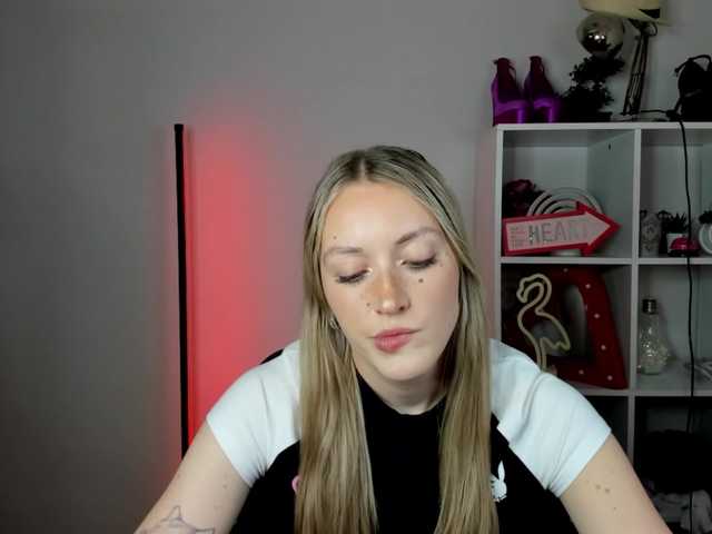 EvelynBlond
