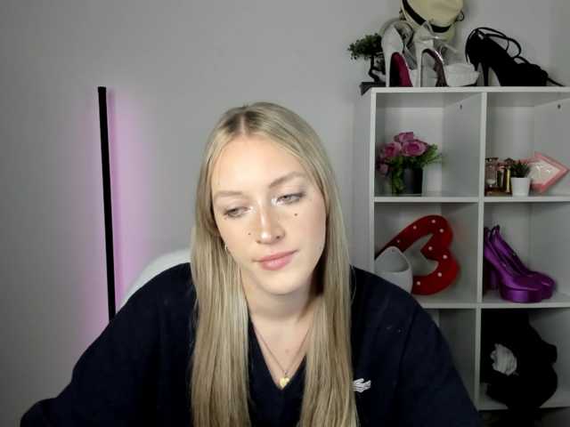 EvelynBlond