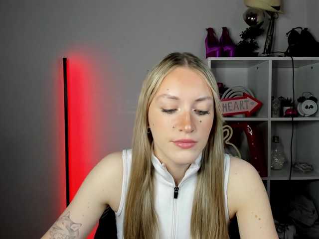 EvelynBlond