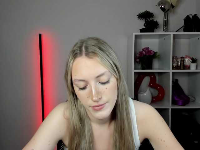 EvelynBlond