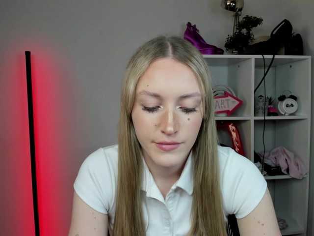 Preview of evelynblond26