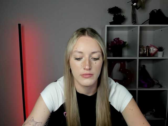 EvelynBlond