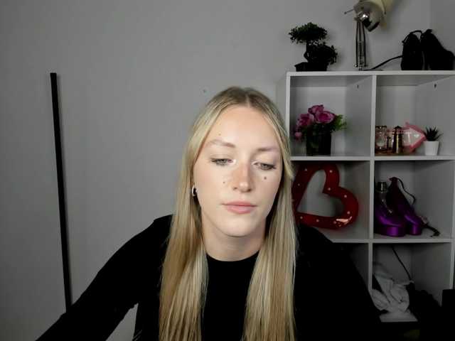 EvelynBlond