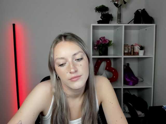 EvelynBlond